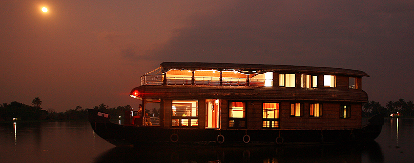 Alleppey Premium Houseboat